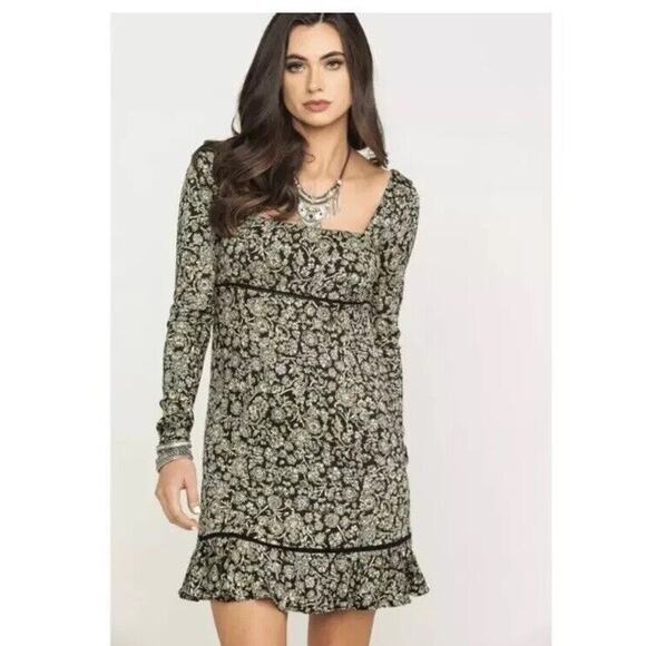 Free People Dresses & Skirts - NEW Free People Bohemian long sleeve baby doll ruffle bottom Mini Dress sz 0